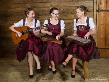 Bild Trio NordOst-saitig